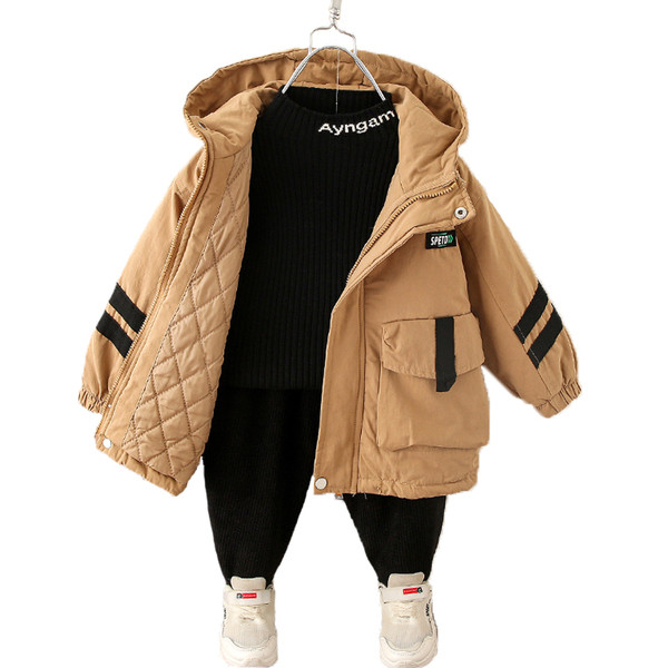 Dječja jakna za dječake s kapuljačom i džepovima