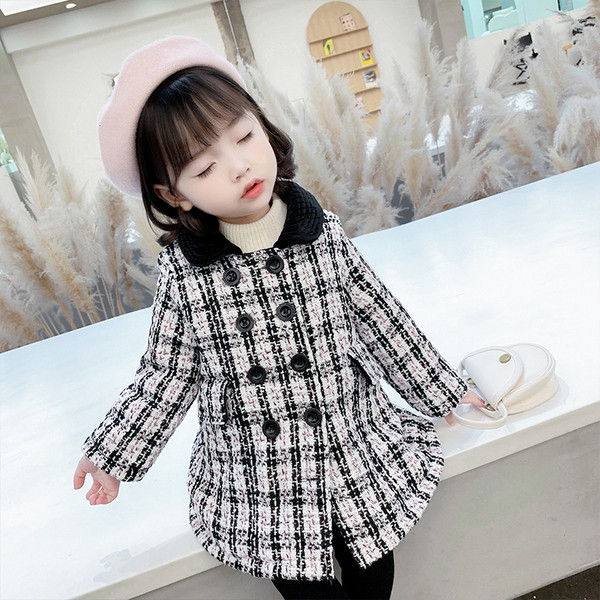 Μοντέρνο παιδικό παλτό με στρογγυλή λαιμόκοψη για κορίτσια