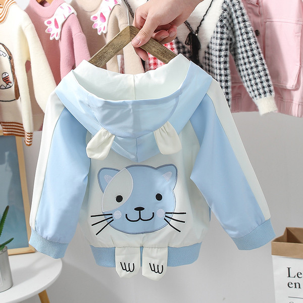 Tikandite ja kapuutsiga igapäevane laste jope