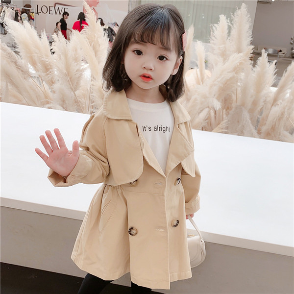 Uus mudel sügisene laste mantlilõikeline mudel