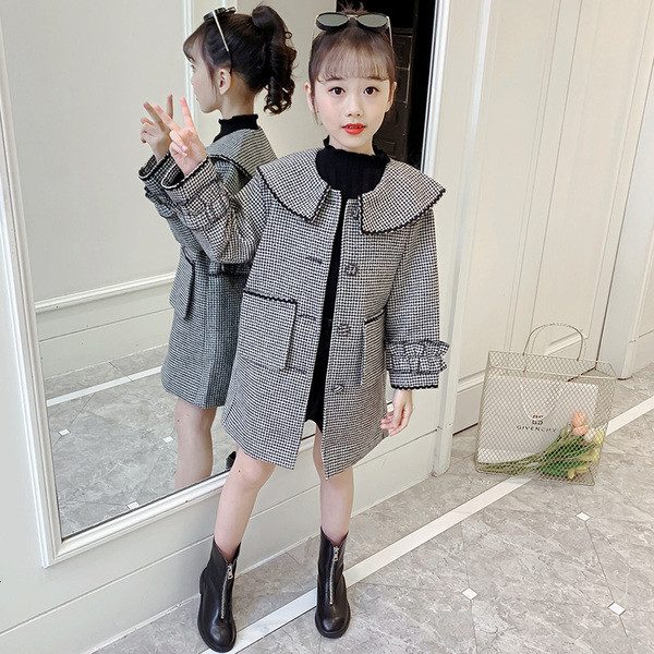 Παιδικό παλτό καρό με βολάν στη μέση