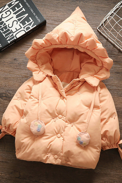 Uue mudeli talve laste jope - kapuutsiga ja pompoonidega