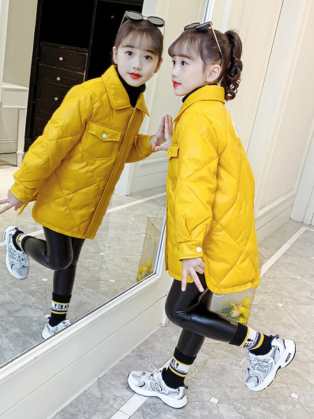 Sügis-talvine lastejope, mille seljal tikand