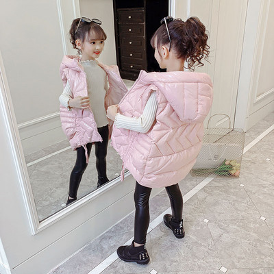 Παιδικό γιλέκο για κορίτσια με κουκούλα και τσέπες - ασύμμετρο μοντέλο