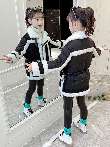 Παιδικό χειμερινό μπουφάν με γούνιο γιακά