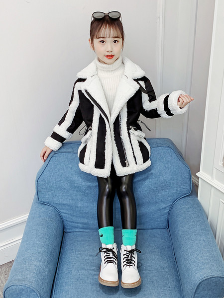 Παιδικό χειμερινό μπουφάν με γούνιο γιακά