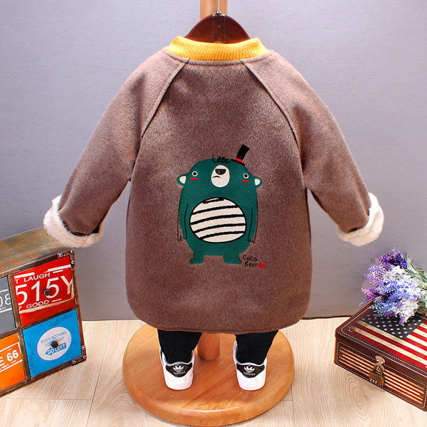 Poistele sobiv värvilise aplikatsiooniga seljaosa lastemantel