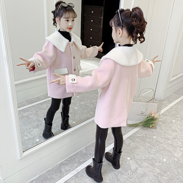 Χνουδωτό παιδικό παλτό με τσέπες σε ροζ χρώμα