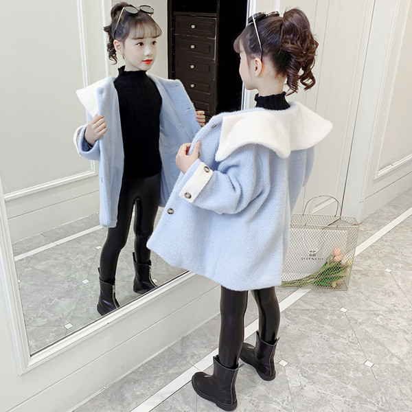 Χνουδωτό παιδικό παλτό με τσέπες σε ροζ χρώμα