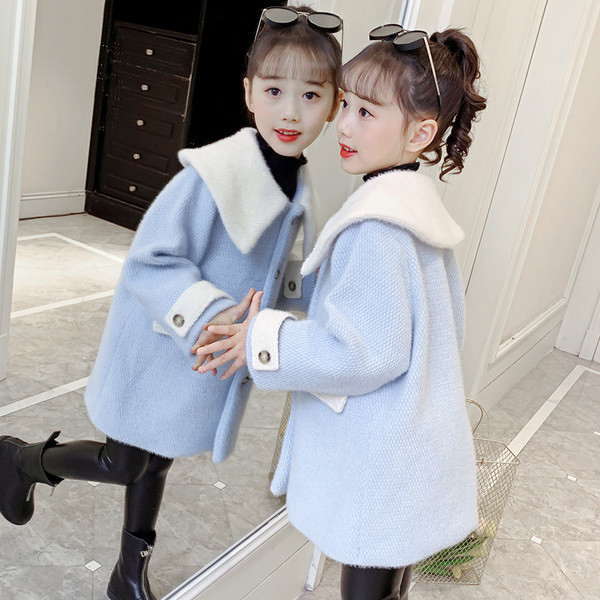 Χνουδωτό παιδικό παλτό με τσέπες σε ροζ χρώμα