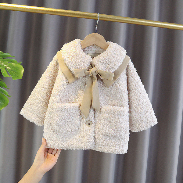 Novi model dječjeg kaputa s ovratnikom i trakom