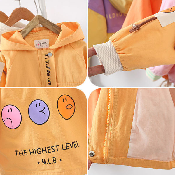 Παιδικό λεπτό μπουφάν αντιανεμικό με πολύχρωμες εφαρμογές για κορίτσια