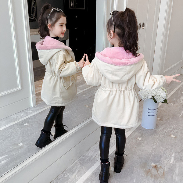 Pehme voodri ja kapuutsiga laste jope tüdrukutele - parka tüüpi