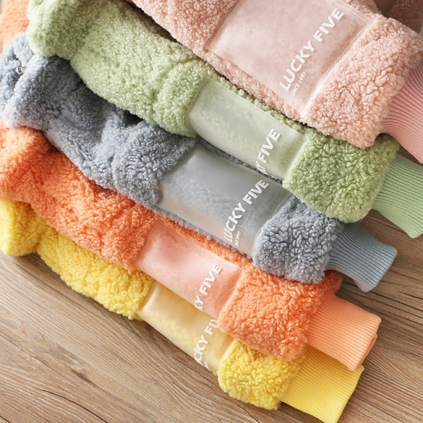 Tüdrukutele sobiv lukuga laste sulejope