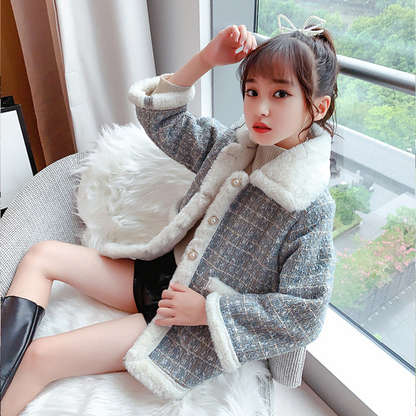 Κομψό παιδικό παλτό για κορίτσια με μαλακή επένδυση και κουμπιά