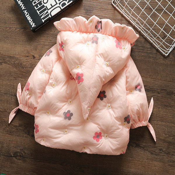 Μοντέρνο παιδικό μπουφάν για κορίτσια με κουκούλα και μοτίβα λουλουδιών