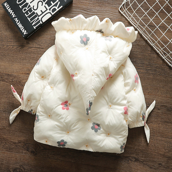 Μοντέρνο παιδικό μπουφάν για κορίτσια με κουκούλα και μοτίβα λουλουδιών