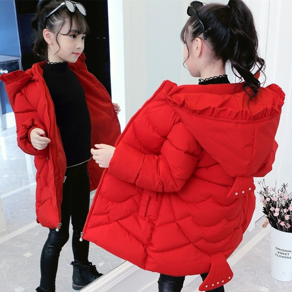 Kapuutsiga ja keskmise pikkusega laste talvejope tüdrukutele