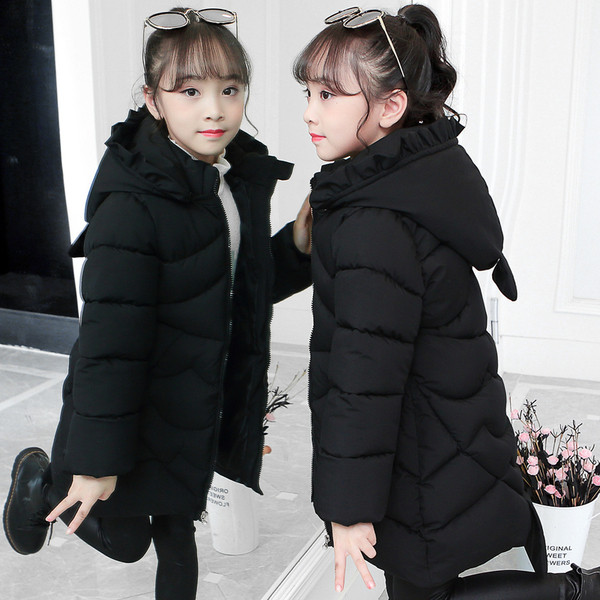 Kapuutsiga ja keskmise pikkusega laste talvejope tüdrukutele