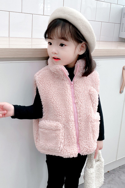 Παιδικό γιλέκο με τσέπες και φερμουάρ για κορίτσια