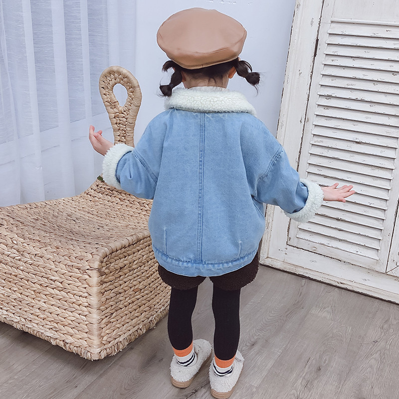 Sooja voodri ja nööpidega teksajakk tüdrukutele