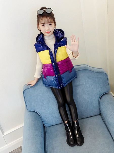 Moodne laste värviline kapuutsiga vest