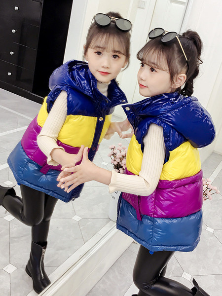 Moodne laste värviline kapuutsiga vest