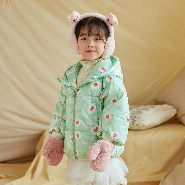 Lillemotiivide ja -kirjadega talvine lastejope tüdrukutele