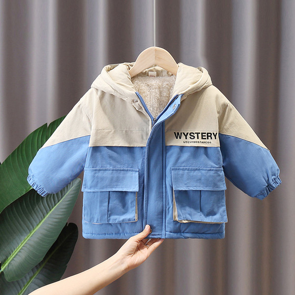 Dječja ležerna jakna za dječake s kapuljačom i džepovima