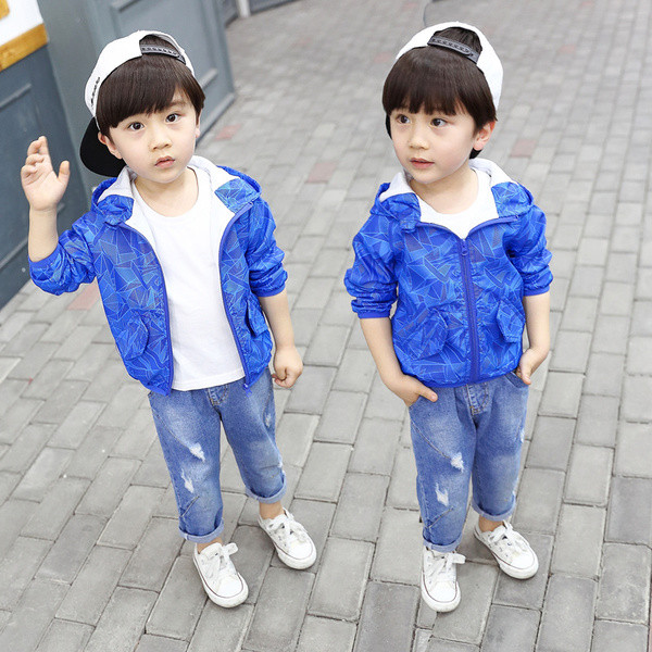 Sügisene tõmblukuga tuulejope poistele