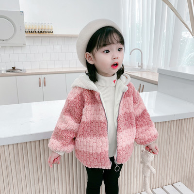 Lukuga ja kapuutsiga kohev lastejope tüdrukutele