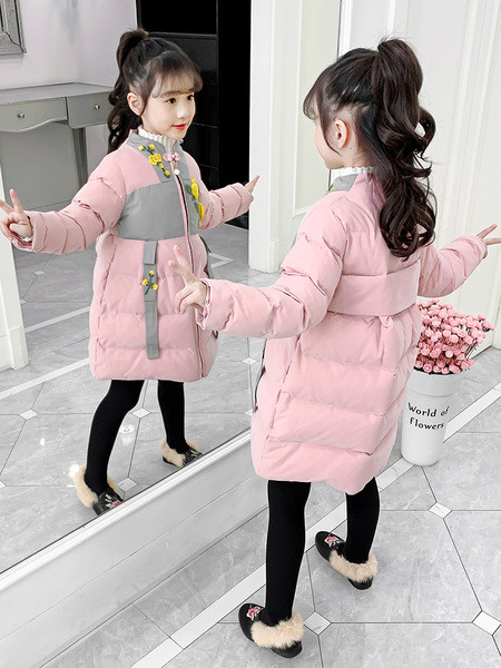 Pikk talvine 3D elemendiga laste jope