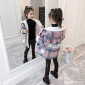 Pehme voodri ja kapuutsiga laste ruuduline mantel