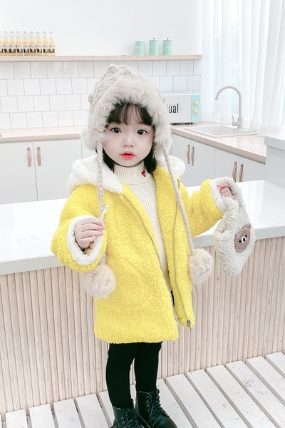 Χνουδωτόπαιδικό μπουφάν με κουκούλα και φερμουάρ για κορίτσια