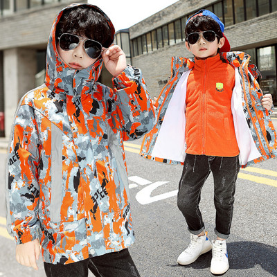 Pehme voodri ja kapuutsiga laste jope poistele