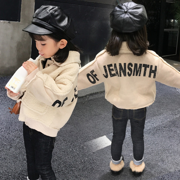 Taskute ja nööpidega laste sulejope tüdrukutele