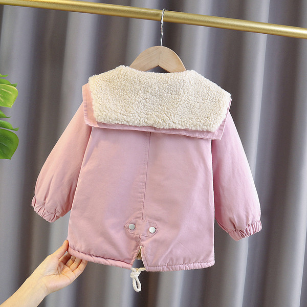 Moodne pehme krae ja taskutega laste jope tüdrukutele