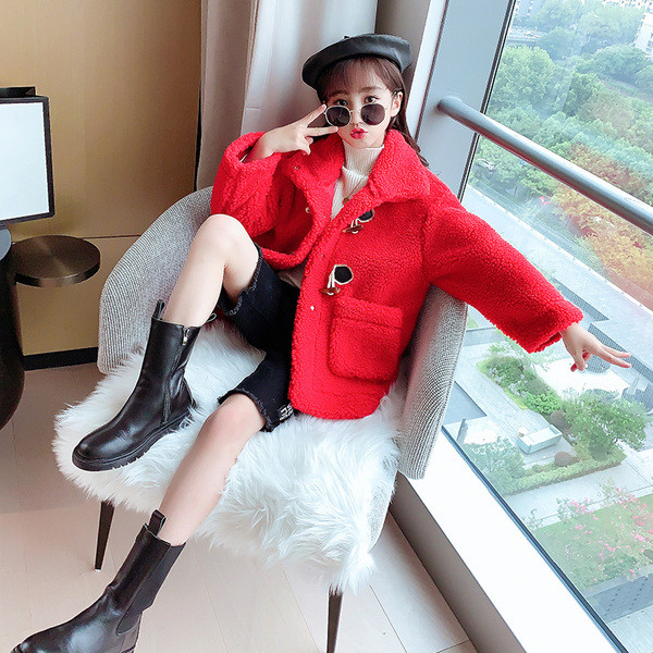 Värviline laste nööpidega sulemantel tüdrukutele