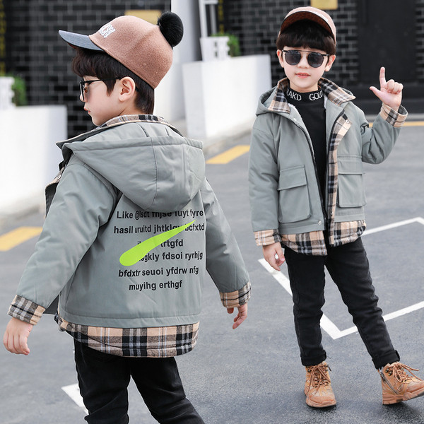 Pehme voodri ja kapuutsiga laste jope poistele