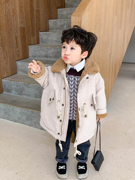 Aktuelna dječja jakna za dječake sa dva lica i vezicama u struku