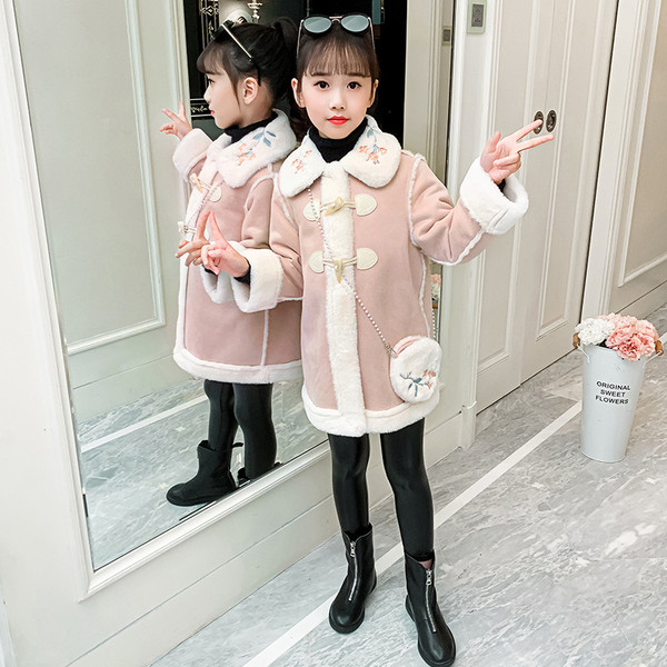 Παιδικό παλτό για κορίτσια με μαλακή επένδυση και κέντημα στο γιακά