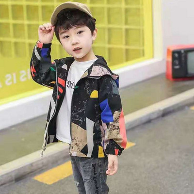 Φθινοπωρινό μπουφάν για αγόρια τύπου αντιανεμικό με πολύχρωμο μοτίβο