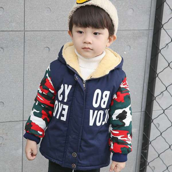 Dječja proljetno-jesenska jakna za dječake sa šarenim uzorkom i natpisima