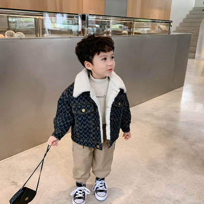 Χειμερινό παιδικό μπουφάν για αγόρια με απαλή φόδρα και κουμπιά
