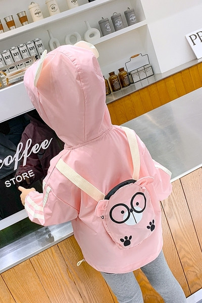 Παιδικό καθημερινό μπουφάν με απλικέ και φερμουάρ για κορίτσια