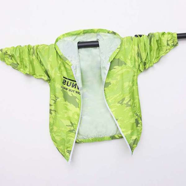 Παιδικό φθινοπωρινό αντιανεμικό μπουφάν για αγόρια