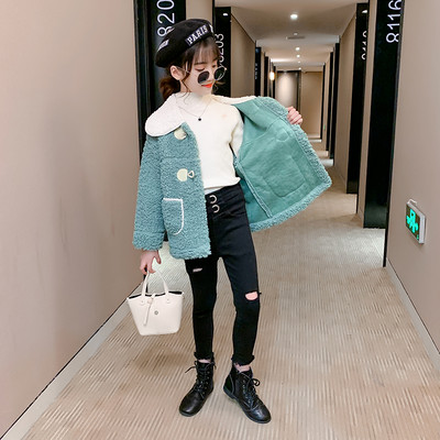 Αφράτο παιδικό παλτό για κορίτσια με τσέπες