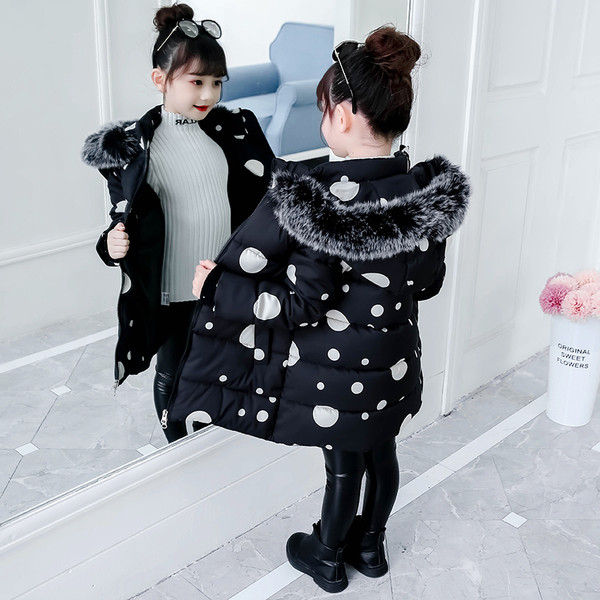 Зимно детско яке за момичета на точки с качулка и пух