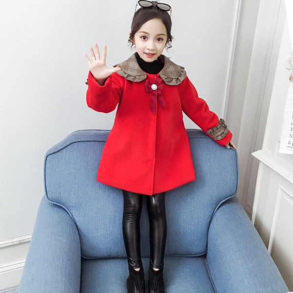 Laste stiilne punane mantel tüdrukutele