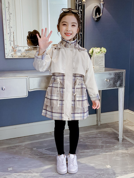 Elastse vöökohaga sügisene laste jope